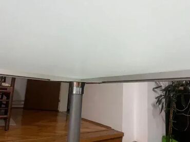 Baštenski nameštaj: Baštenski sto, Metal, Upotrebljenо — 3