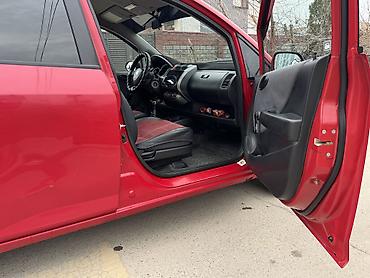 Honda: Honda Jazz: 2002 г., 1.3 л, Механика, Бензин at lalafo.kg — 10 Honda: Honda Jazz: 2002 г., 1.3 л, Механика, Бензин — 10