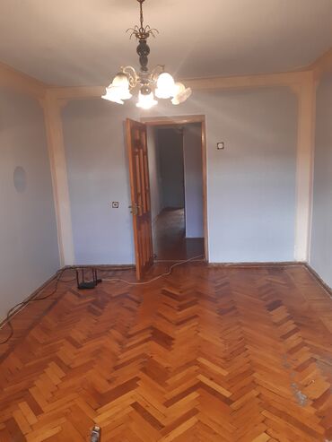 Uzunmüddətli kirayə mənzillər: Sumqayit seh 30 cu mehelle 5/3 3 otaqlı seliqeli ev kirayə verilir — 11