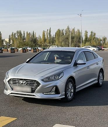 Hyundai Sonata: 2018 г., 2 л, Автомат, Газ, Седан