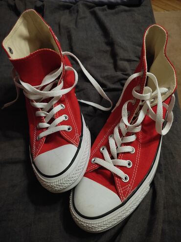 Sneakers & Athletic shoes: Converse, 43, color - Red
