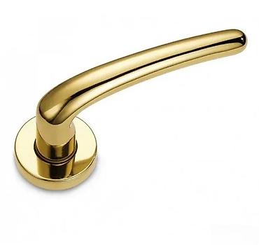 Maske za utičnice i prekidače: Sigma Maniglie “Derby” – set ručki za vrata - Model/serija: Derby — 2