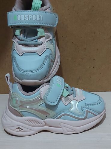 Бутсы: Детская обувь 1.3. 650с - 28 размер 4.6. 300с - 22 размер 7.9. 300с - at lalafo.kg — 6 Бутсы: Детская обувь 1.3. 650с - 28 размер 4.6. 300с - 22 размер 7.9. 300с - — 6