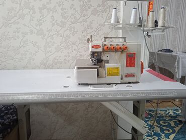 шагающая швейная машинка: Швейная машина Автомат
