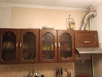 шкафы для посуды: Кухонный гарнитур классического стиля, модульный. Состав и размеры