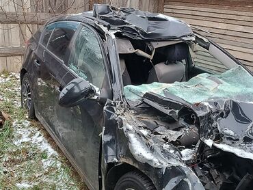Chevrolet: Cruze 1.8 mator 2010 
zapçastlar var .
kimə nə lazımdı yazsın