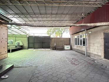 гостиница баят: Дом, 65 м², 4 комнаты, Собственник, Старый ремонт