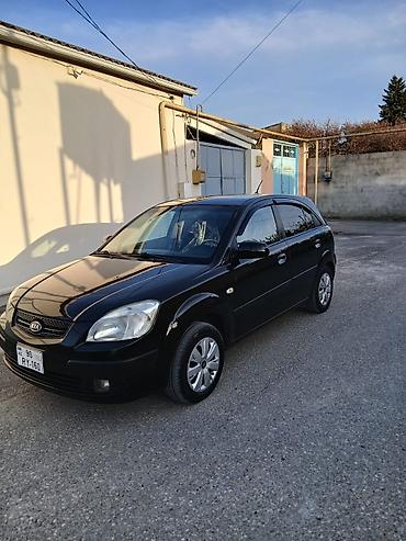 авто азербайджан: Kia Rio CRDi, qara rəng, hetçbek .maşin arxa sağ qapıdan başqa — 5
