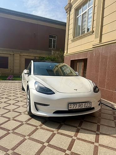 Tesla: Tecili satilir! Avtomobil ideal vəziyyətdədir və Azərbaycanda demək — 2
