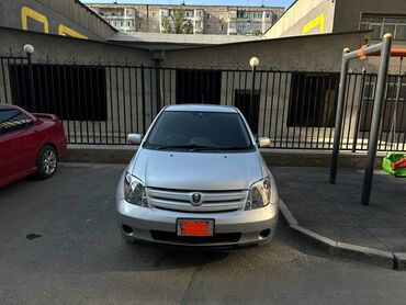 runx alex: Toyota ist: 2002 г., 1.3 л, Автомат, Бензин, Хетчбек