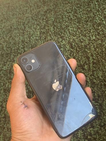 13 дюймовый ноутбук: IPhone 11, Б/у, 128 ГБ, Черный, Чехол, 100 % — 1