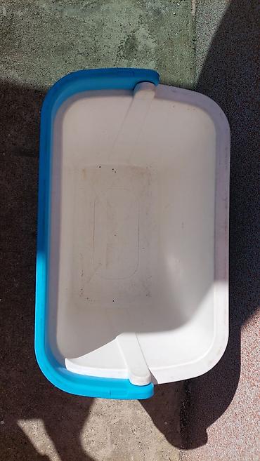 Frižideri: Komad 4000 din. Prijenosni auto frižider/termo kutija (12V) - Boja — 11