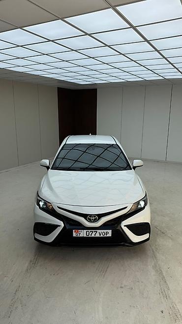 Toyota: Toyota Camry: 2021 г., 2.5 л, Автомат, Бензин, Седан — 1
