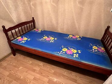 tek kravat gence: Б/у, Односпальная кровать, С матрасом