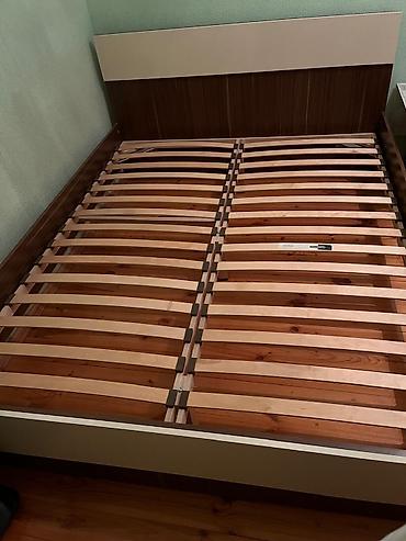 Çarpayılar: İki nəfərlik taxta çarpayı karkası - Ölçü: təxmini 160x200 sm — 5