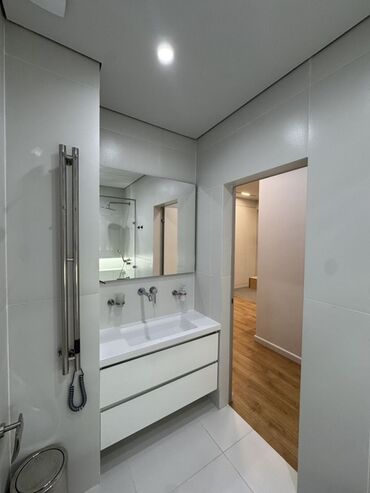 Долгосрочная аренда квартир: 2 комнаты, Риэлтор, Без подселения, С мебелью полностью — 14