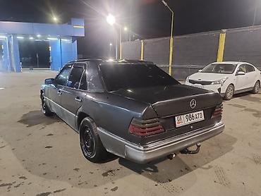 пл: Mercedes-Benz W124: 1993 г., 2 л, Механика, Бензин, Седан — 4