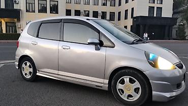 поддон на фит: Honda Fit: 2002 г., 1.5 л, Вариатор, Бензин, Хэтчбэк — 3