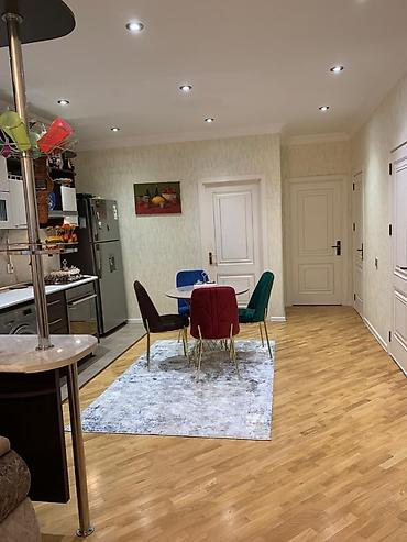 Mənzillər: 3 otaqlı, Yeni tikili, 82 kv. m — 8