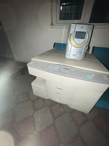 Оборудование для печати: ОТДАМ ДАРОМ Копировальный аппарат Canon NP-7151 + компактная