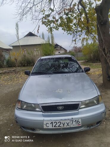 Daewoo: Daewoo Nexia: 1997 г., 0.8 л, Механика, Газ, Седан