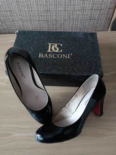 12 см каблук: Туфли Basconi, Размер: 38, цвет - Черный