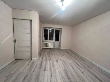 квартира в районе ахунбаева: 1 комната, 35 м², Хрущевка, 3 этаж, Евроремонт