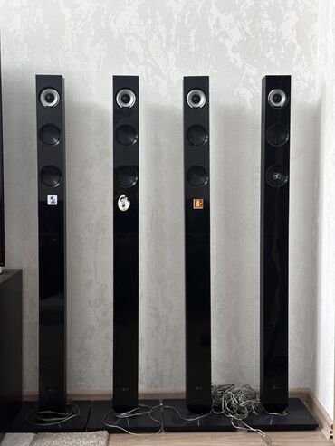 кинотеатр домашний: Напольные колонки LG (комплект из 4 штук) для домашнего кинотеатра -