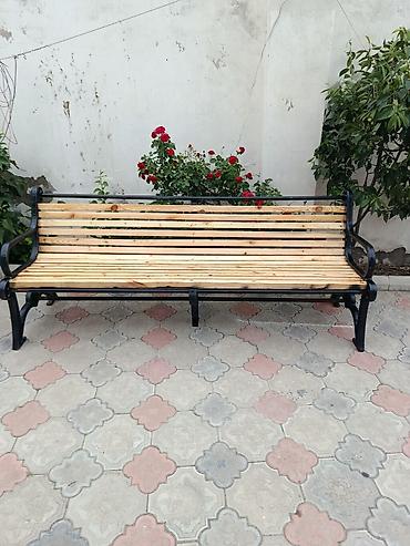 mebel satıram: Bağ və park üçün dekorativ skamya - Material: təbii taxta lamellər və — 1