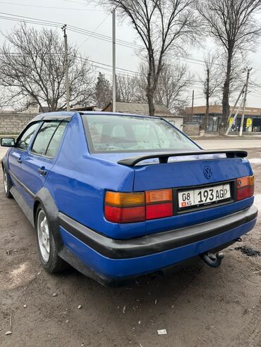 Volkswagen: Volkswagen Vento: 1995 г., 1.8 л, Бензин, Седан — 4