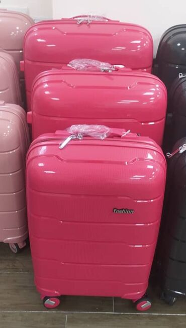женский чемодан: Чемоданы FASHION остаются безусловными фаворитами наших клиентов *цена