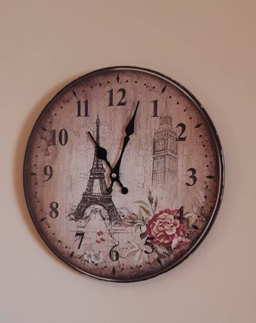 satovi patek: Wall clock