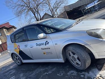 Toyota: Toyota Opa: 2003 г., Бензин — 3