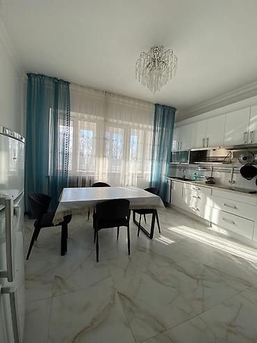 Долгосрочная аренда квартир: 4 комнаты — 10