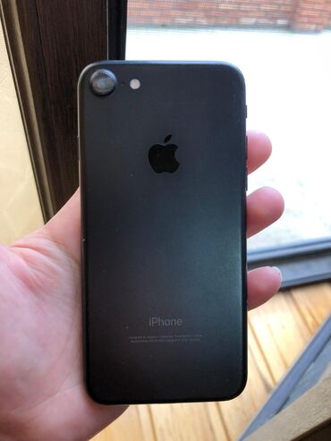 iphone 12 dubay varianti: IPhone 7, 32 ГБ, Черный, Отпечаток пальца