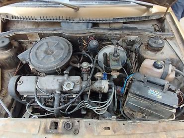 VAZ (LADA): Satılır: VAZ 21099 sedan Xüsusiyyətlər: - Kuzov: 4 qapılı sedan — 5