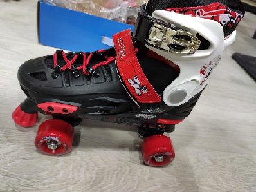 Roliklər: Keyfiyyətli 4 təkərli rolik. Razmerləri var. Metrolara və şəhərdaxili — 3