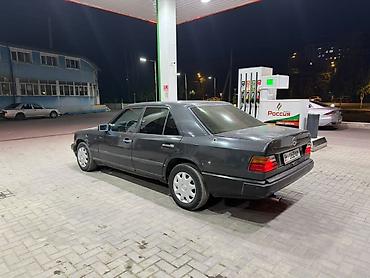 радиатор кондиционера 124: Mercedes-Benz W124: 1989 г., 2.3 л, Механика, Бензин, Седан — 3