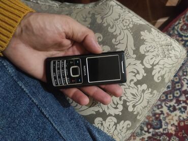 nokia 3120: Nokia 6600, 2 GB, rəng - Qara, Düyməli