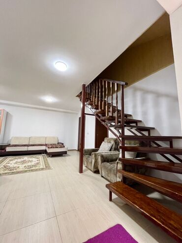 Продажа домов: Коттедж, 220 м², 9 комнат, Собственник — 2