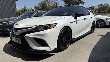Toyota Camry: 2020 г., 3.5 л, Автомат, Бензин, Седан at lalafo.kg Toyota Camry: 2020 г., 3.5 л, Автомат, Бензин, Седан