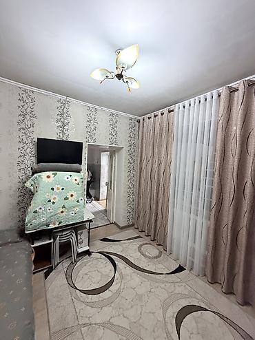Продажа коттеджей и домов: 6 комнат и более, 100 м², 4 соток, Бишкек, Собственник — 26
