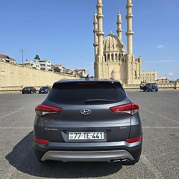 kia ceed qranat: Hyundai Tucson: 1.6 l | Krossover — 2
