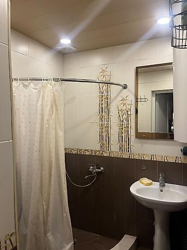 Квартиры: Otaq Yoldaşı Axdarılır Oğlan Tam temirli Bina evi Həzi Aslanov m/s 4 — 5