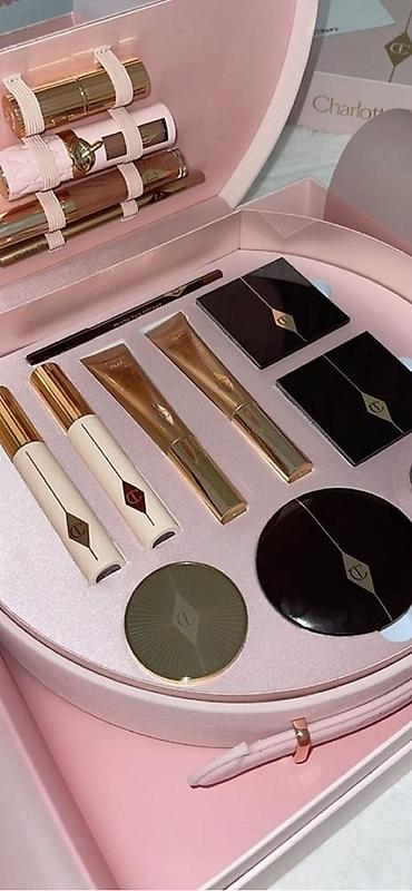 real techniques: Подарочный набор макияжа Charlotte Tilbury Pillow Talk в фирменном — 4
