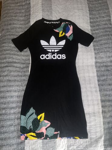 haljine m: Adidas S (EU 36), color - Multicolored, Other style, Short sleeves