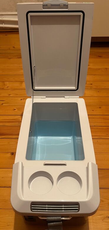 Avtomobil üçün soyuducular: Avto üçün soyuducu, Cooler & Warmer, Prikurivateldən, Plastik -da lalafo.az — 2 Avtomobil üçün soyuducular: Avto üçün soyuducu, Cooler & Warmer, Prikurivateldən, Plastik — 2