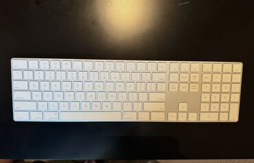 red magic 6 pro: Apple Magic Keyboard with Numeric Keypad A1843 
Отличное состояние