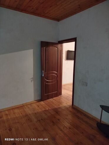 Həyət evləri və villaların satışı: 4 otaqlı, 130 kv. m, Kredit var, Orta təmir -da lalafo.az — 2 Həyət evləri və villaların satışı: 4 otaqlı, 130 kv. m, Kredit var, Orta təmir — 2