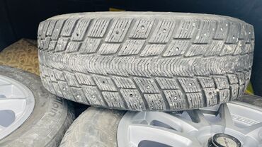 зимние шины 15 195 65: Продаю зимнюю шипованную резину 195/65/15. Michelin. Состояние хорошее